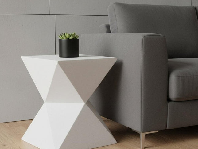 19" White Wood Round End Table