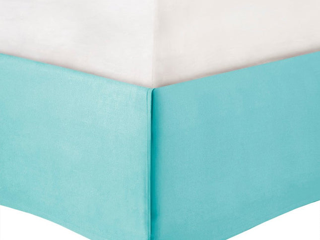 Set of Seven Aqua And Coral King Ring Stitch Sham And Comforter