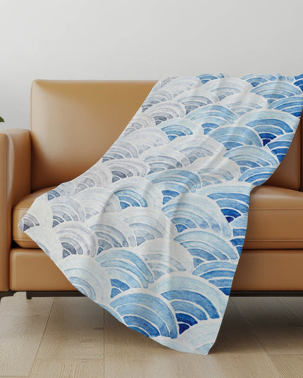 50" X 70" Blue And Ivory Coastal Seashell Polyester Woven Plush Throw Blanket