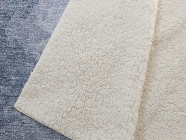 50" X 70" Blue Red And Brown Animal Print Polyester Woven Plush Throw Blanket