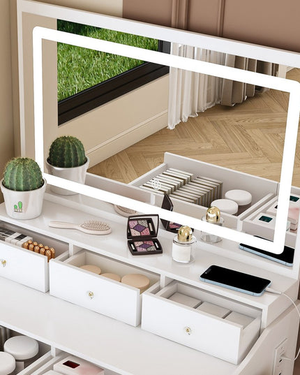 30" White Wood Lighted Five Drawer Dresser