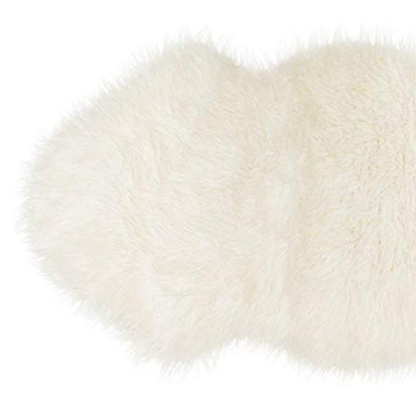 White 2' x 3' Natural Sheepskin Fur Area Rug