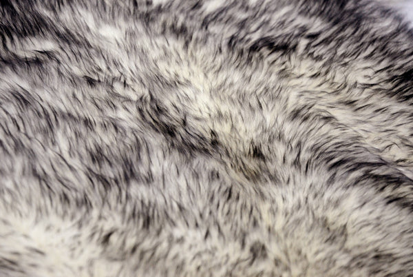 24" x 36" x 1.5" Gradient Gray Single Sheepskin - Area Rug