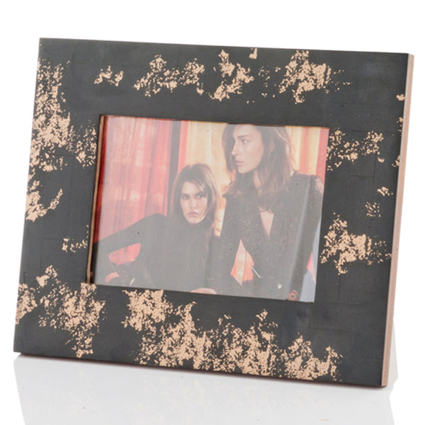 2" x 8.5" x 10.5" Black and Gold Bone 5x7 Photo Frame