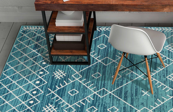 5'x8' Distressed Ocean Blue Geometric Bohemian Design Area Rug