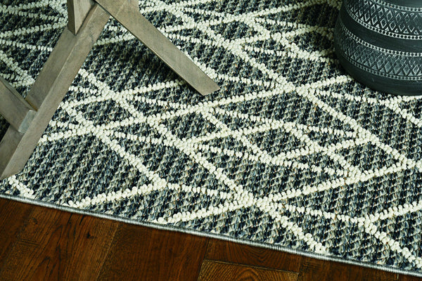 2' x 8' Grey Geometric Lines Runner Rug