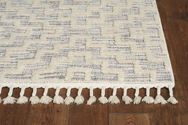 3' x 5' Ivory Grey Zigzag Diamonds Area Rug with Fringe