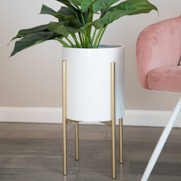 Metal Plant Stand