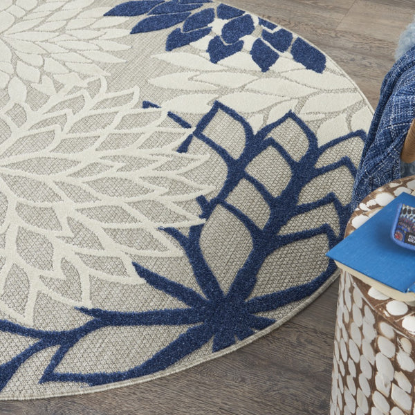 4’ Round Ivory and Navy Indoor Outdoor Area Rug