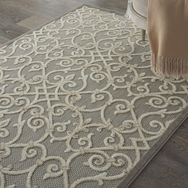 5’ x 8’ Natural and Gray Indoor Outdoor Area Rug