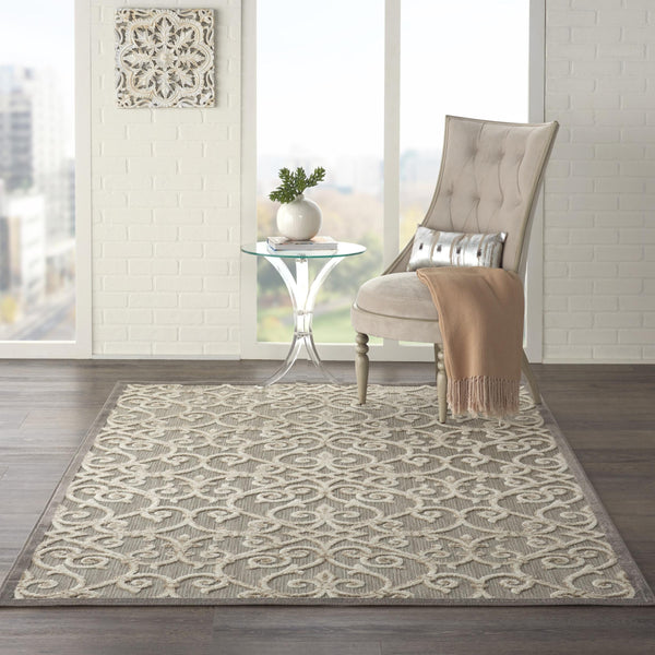 5’ x 8’ Natural and Gray Indoor Outdoor Area Rug