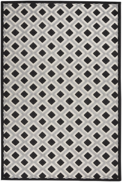 5’ x 8’ Black White Gray Indoor Outdoor Area Rug