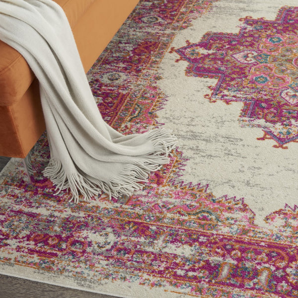 4’ x 6' Ivory and Fuchsia Distressed Area Rug