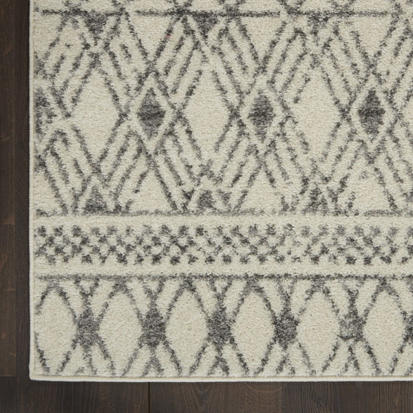 4’ x 6’ Ivory and Gray Geometric Area Rug