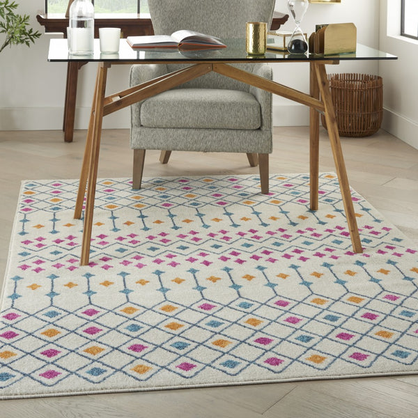 5’ x 7’ Ivory Jewels Geometric Area Rug