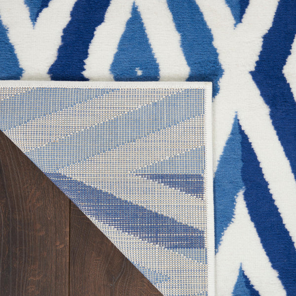 5’ x 7’ Ivory and Blue Diamond Area Rug