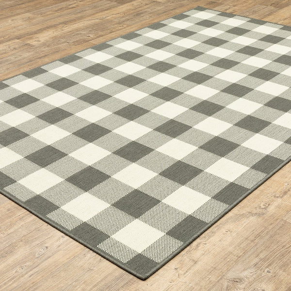 2’x8’ Gray and Ivory Gingham Indoor Outdoor Runner Rug