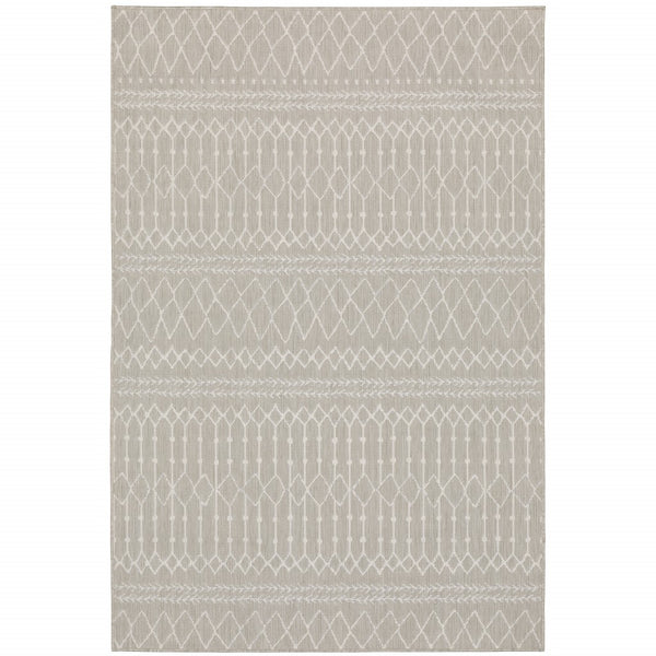 7’x9’ Gray and Ivory Geometric Indoor Outdoor Area Rug