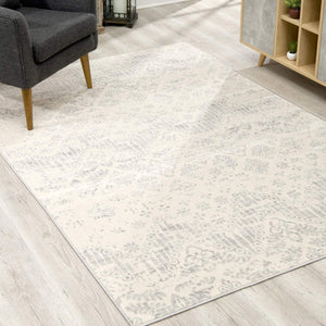 2’ x 3’ Ivory Distressed Ikat Pattern Scatter Rug