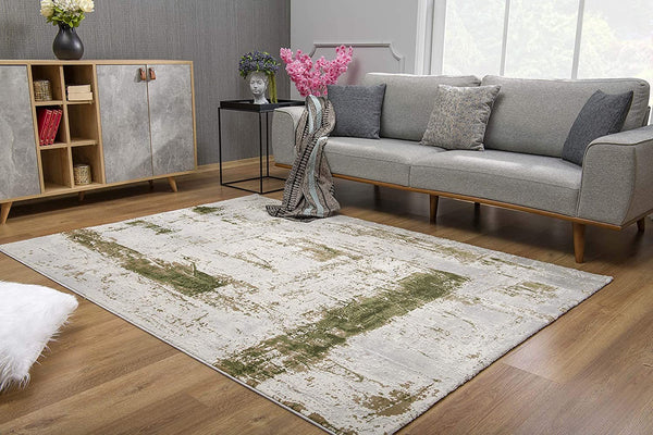 3’ x 5’ Green and Ivory Distressed Area Rug