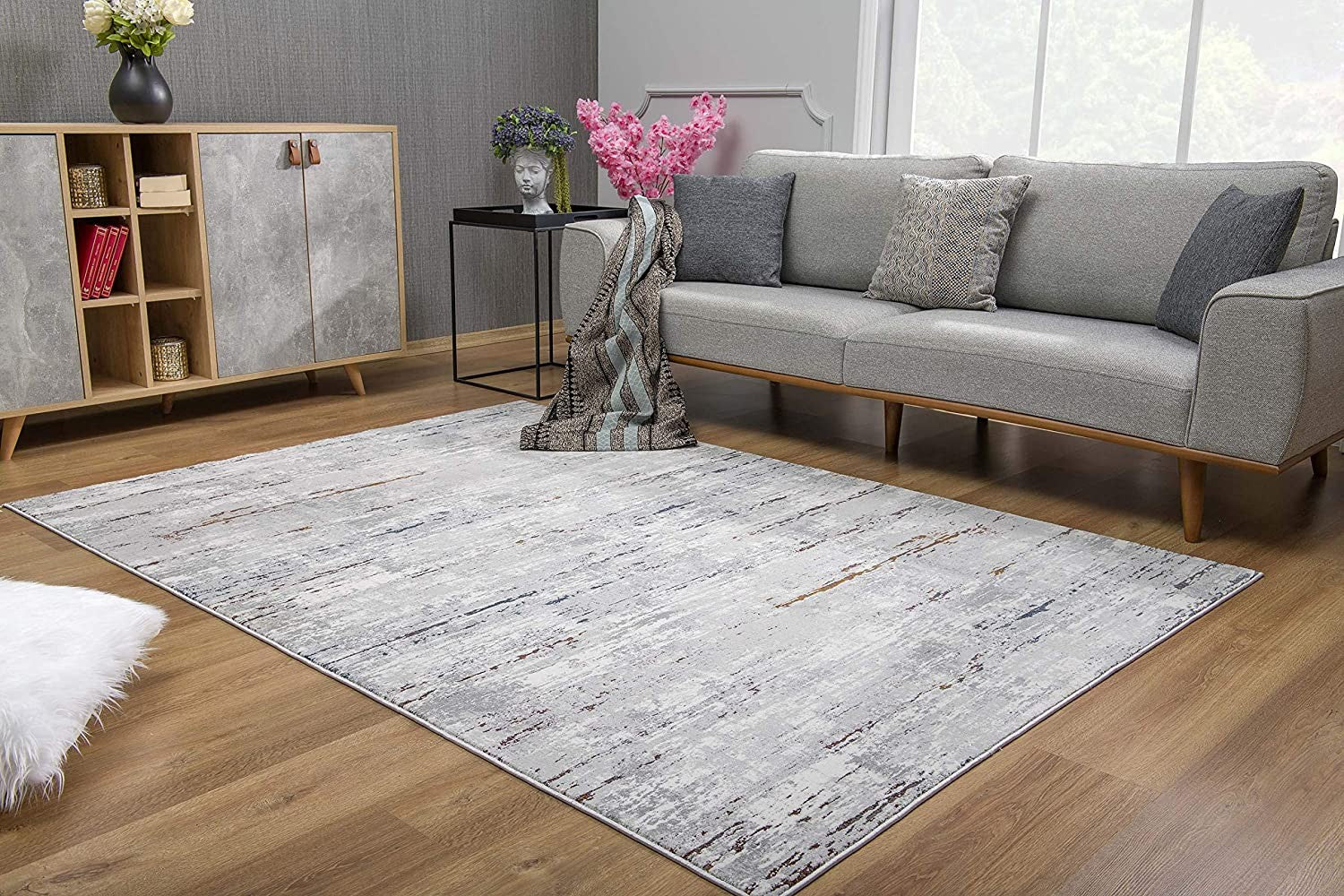 4’ x 6’ Gray Modern Distressed Area Rug