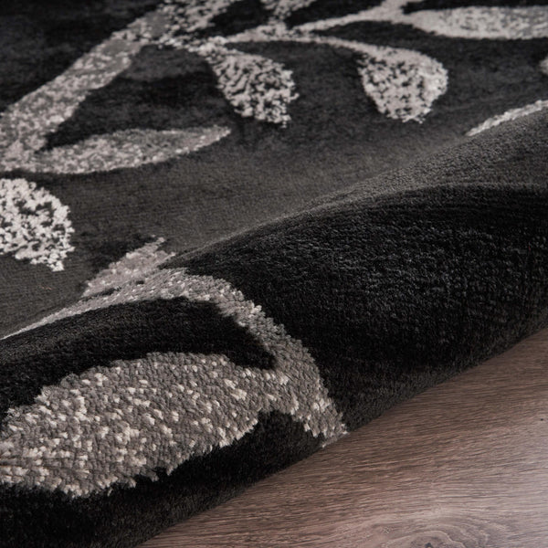 5’ x 7’ Black Filigree Vines Area Rug