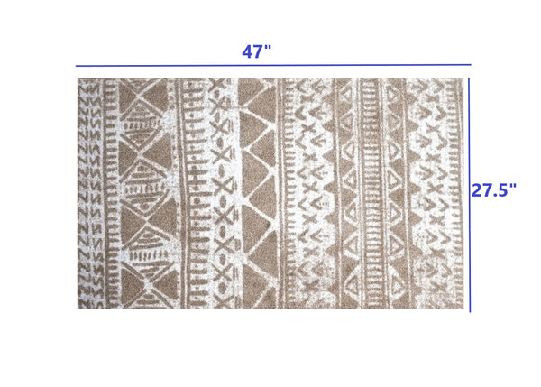 2' x 4' Sandy Tan and White Zigs and Zags Washable Floor Mat