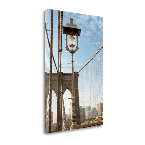 21" Street Light on Brooklyn Bridge Gallery Wrap Canvas Wall Art