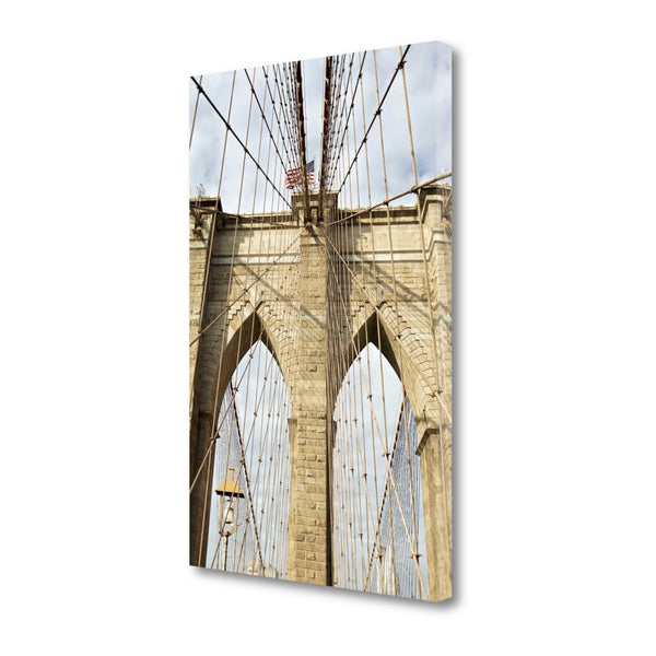 19" Street Light on Brooklyn Bridge Gallery Wrap Canvas Wall Art